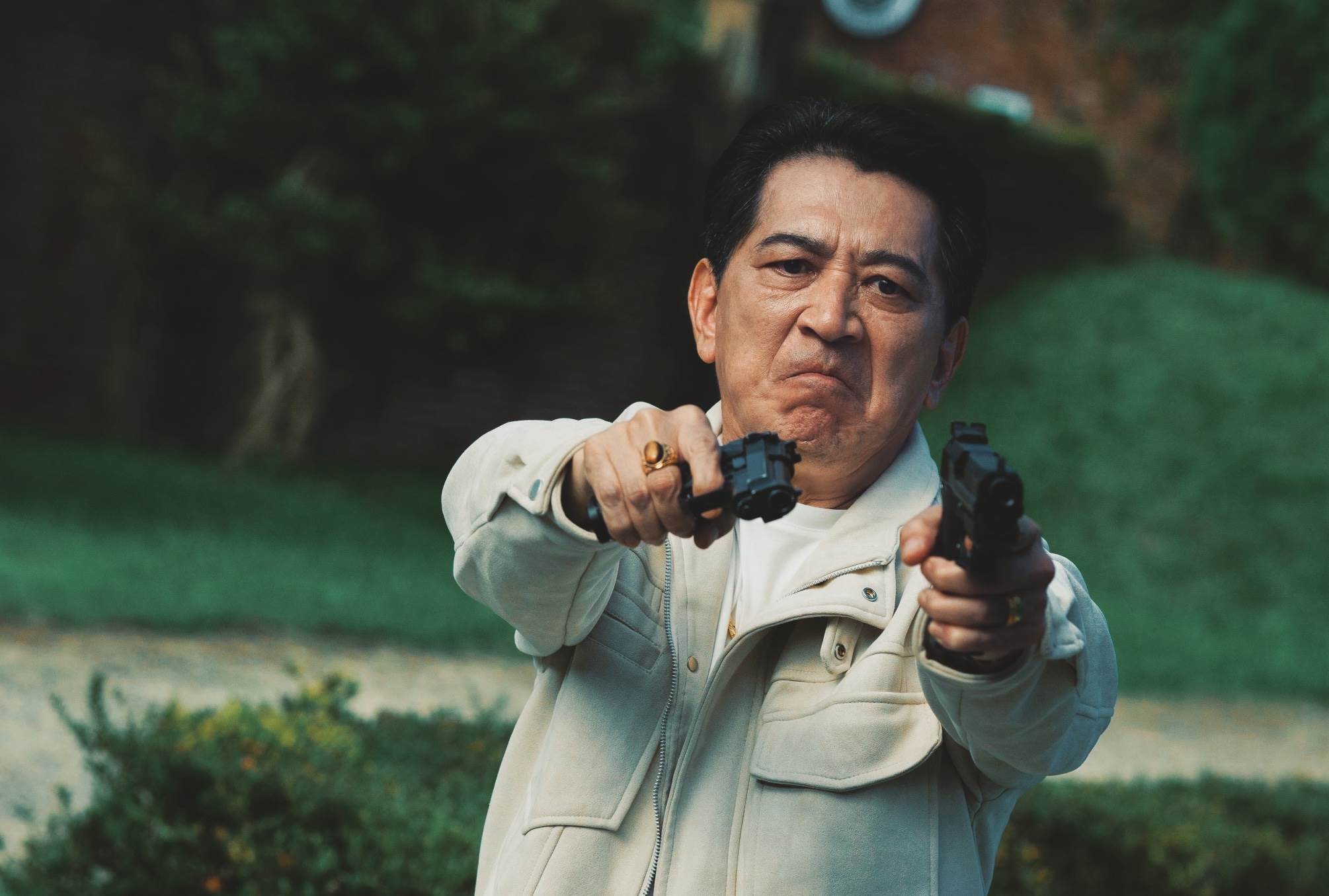 高捷《叫我驅魔男神》化身武打巨星老大。（圖／光盛影業）