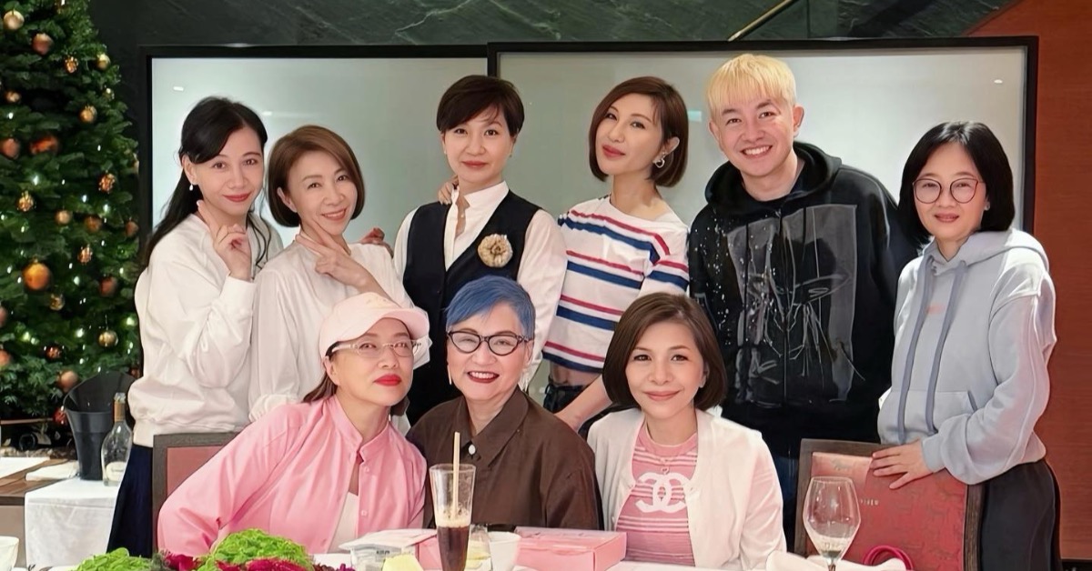 利菁在社群分享「天后宮」聚餐照。（圖／翻攝自利菁臉書）