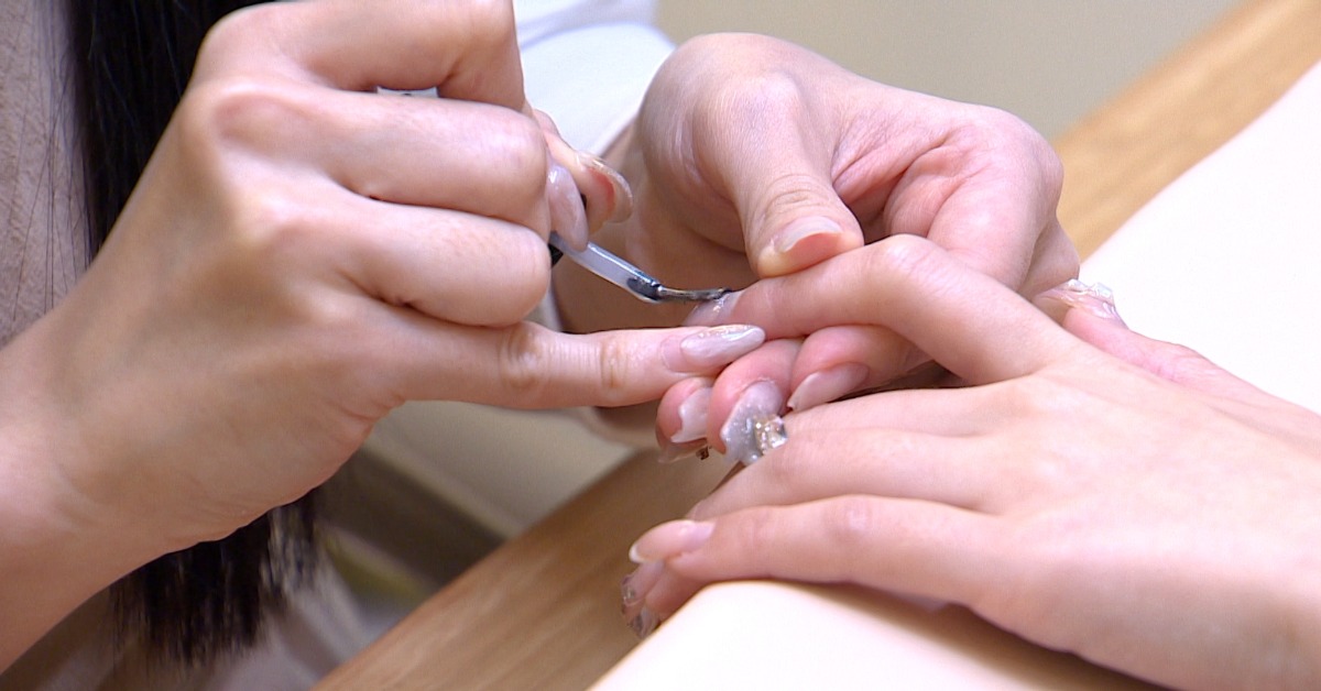 網紅美甲師李若潔遭指控欠薪。（圖／東森新聞）