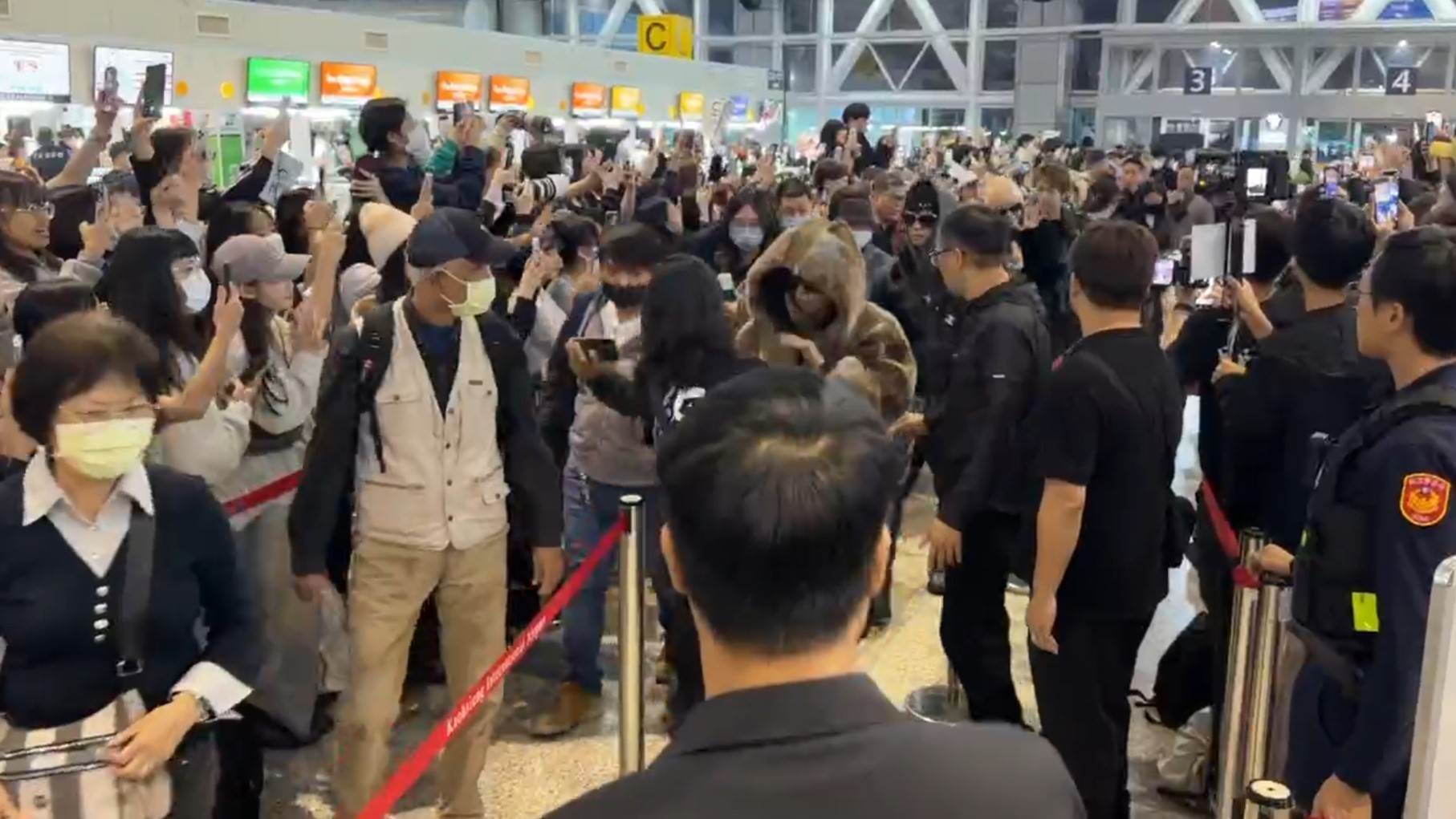 混聲團體ALLDAY PROJECT。（圖／東森新聞）