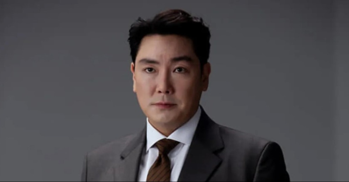 以Signal信號等劇知名的南韓影帝趙震雄，6號正式宣佈引退。（圖／翻攝自Saram IG）