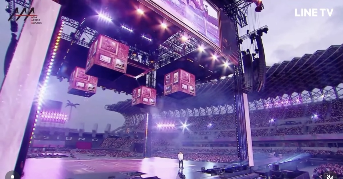 《2025 AAA》跟《ACON音樂節》使用四面台設計舞台。（圖／翻攝自linetvtw IG）