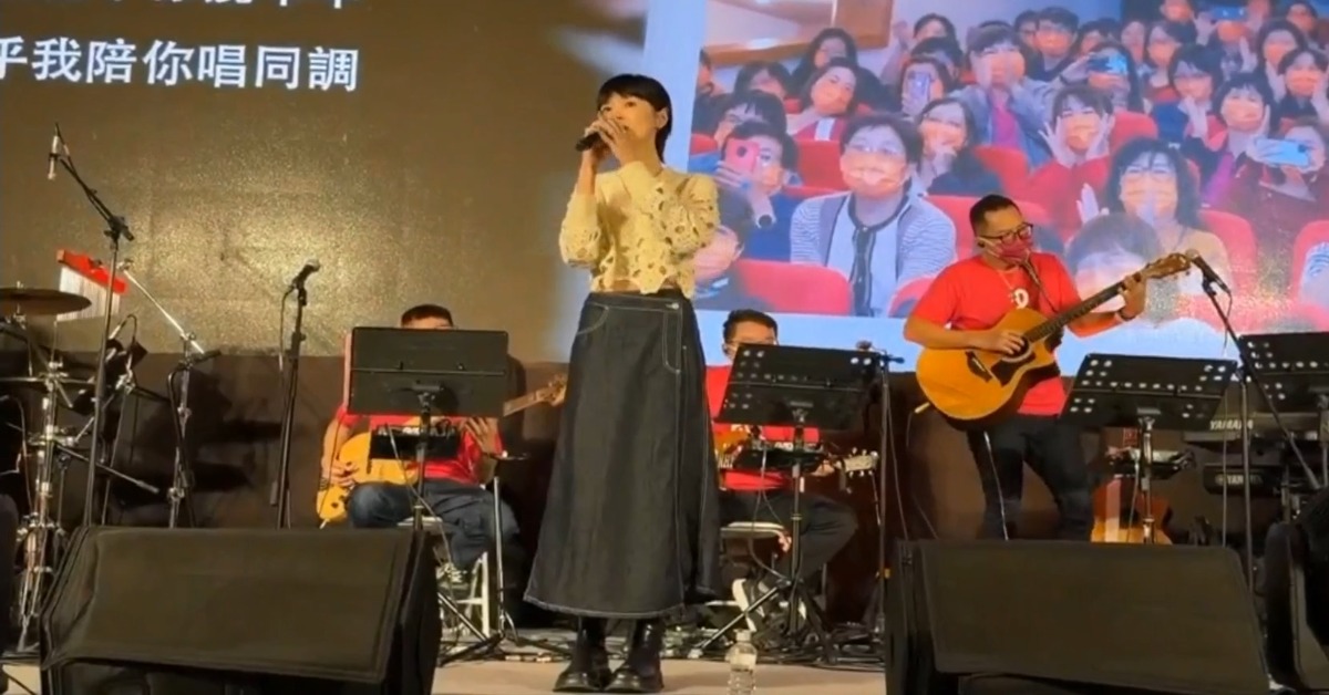 金曲歌后曹雅雯，遭到粉絲騷擾。（圖／東森新聞）