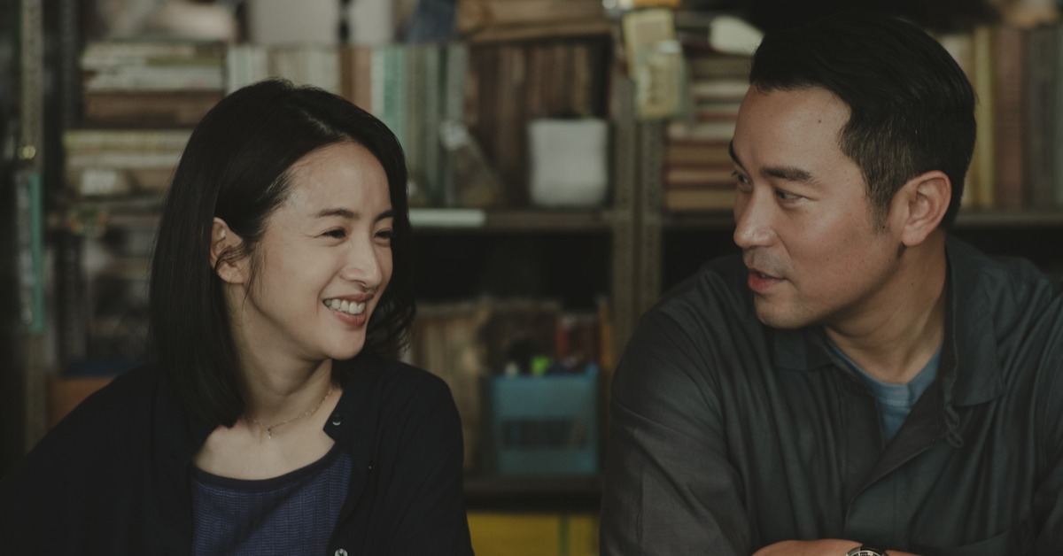 林依晨（左）與張孝全第四度合作，在《深度安靜》中首次飾演夫妻，展現絕佳默契。（圖／風起娛樂提供）