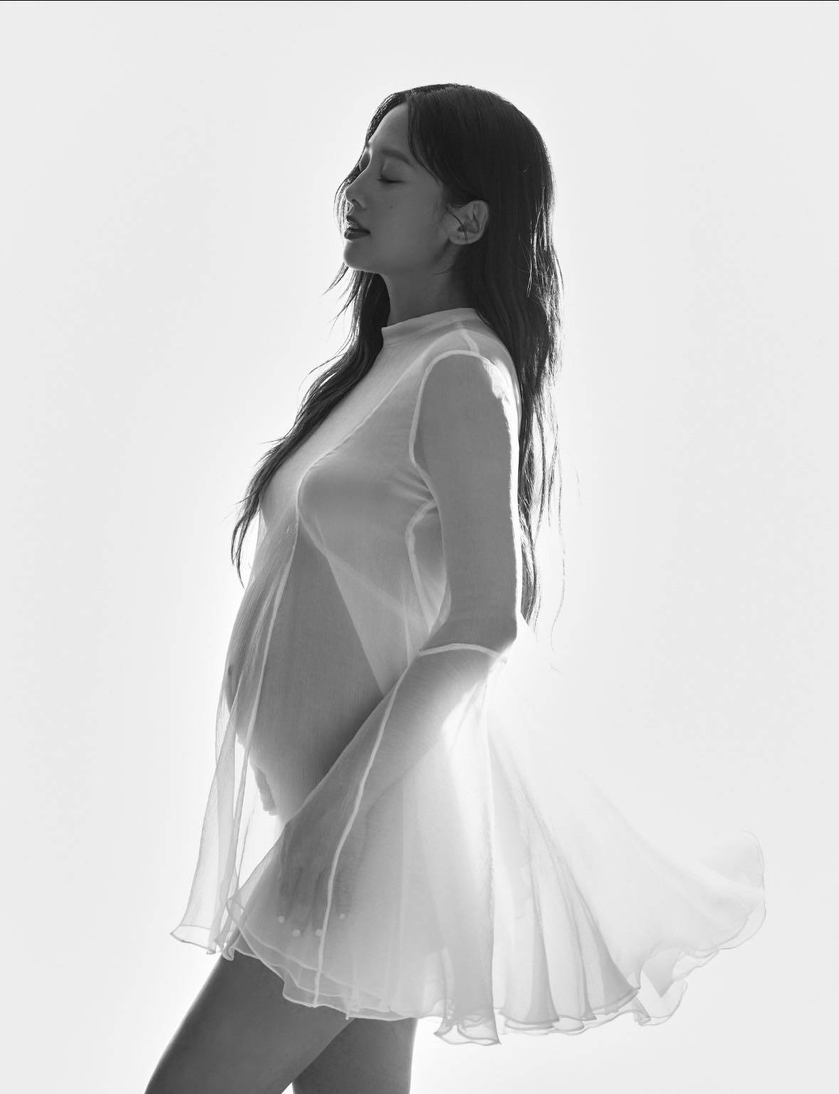 鬼鬼今年年初未婚生女，迎來大批網友好奇生父身份。（圖／翻攝自鬼鬼臉書）