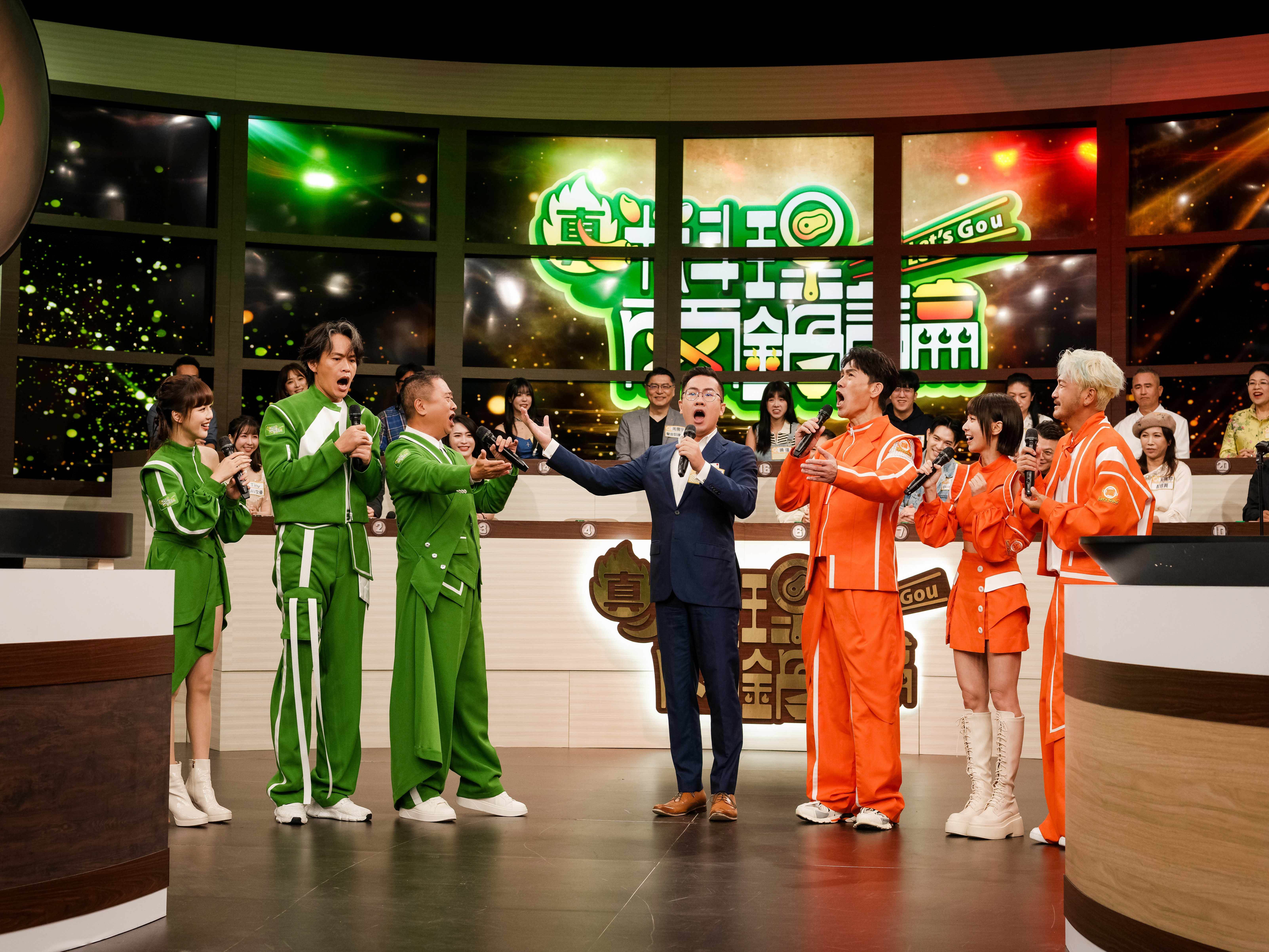 《真料理兩鍋論》首集由21位靠聲帶賺錢的人組成評審團。(圖／麥卡貝網路電視提供)