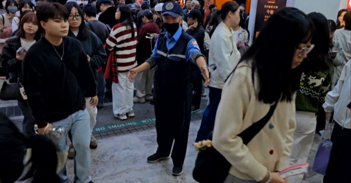 主辦單位為了偶像和粉絲的安全，將安檢規格升級。（圖／東森新聞）