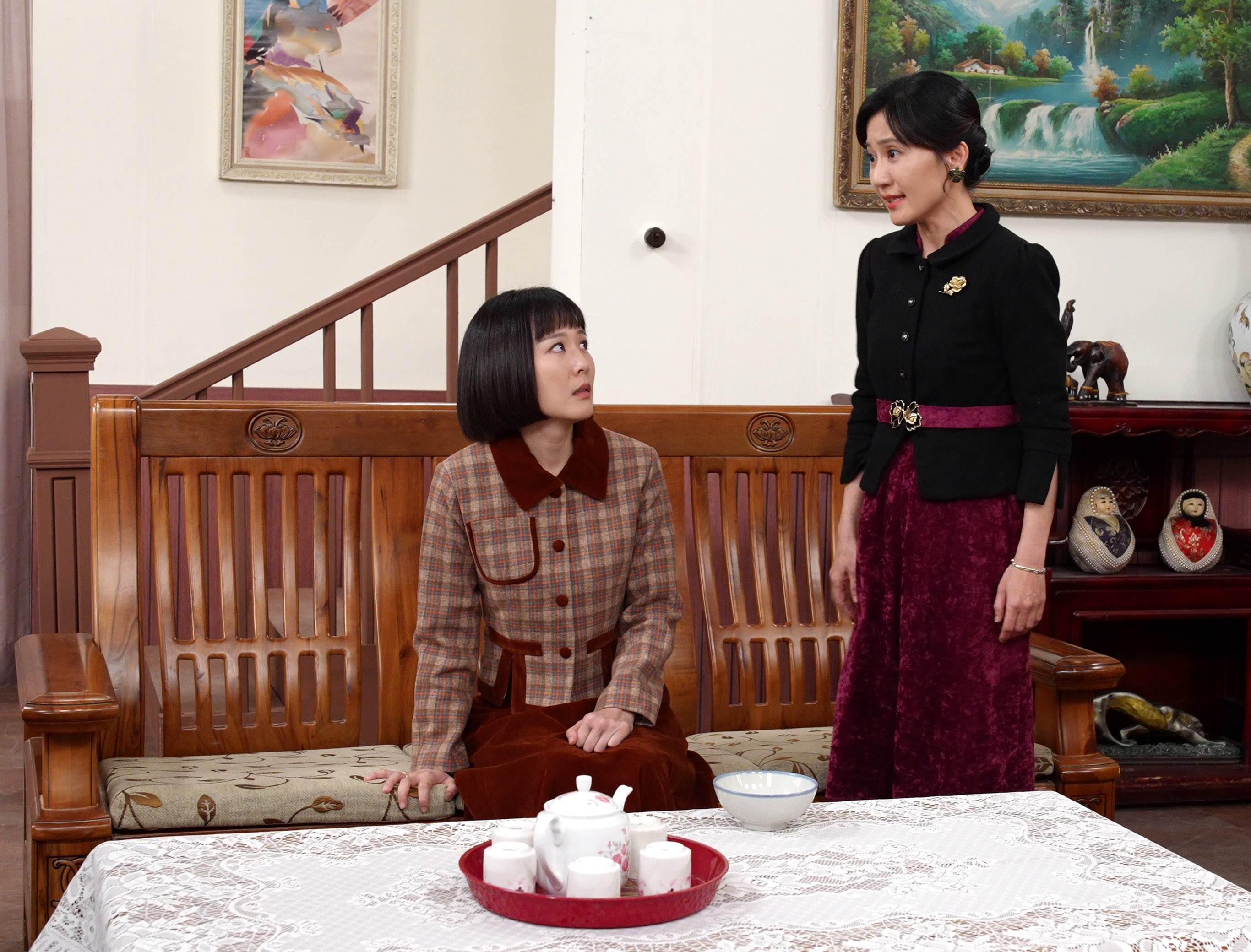 何宜珊(左)劇中和婆媳問題不斷。（圖／台視提供）