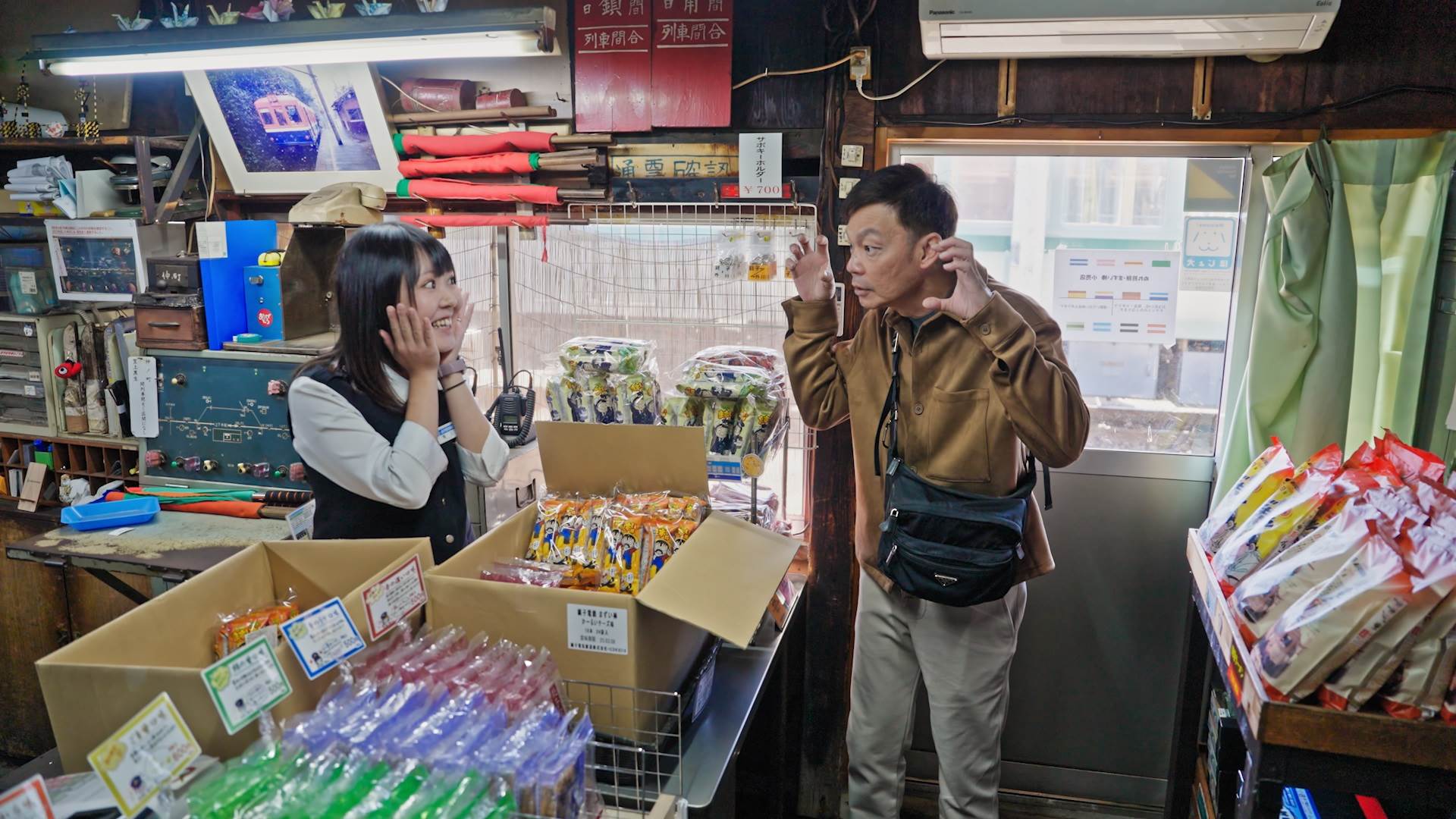 新加坡喜劇天王李國煌擁有超過30年演藝經歷。（圖／公共電視、新傳媒提供）
