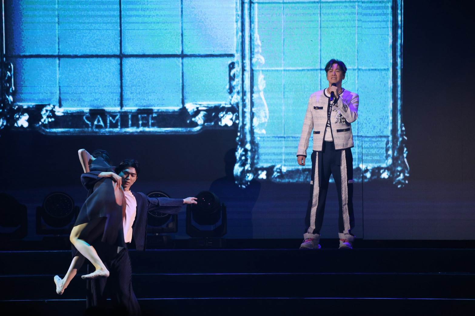 李聖傑將〈擦肩而過〉獻給已逝音樂人屠穎。（圖／東森娛樂）