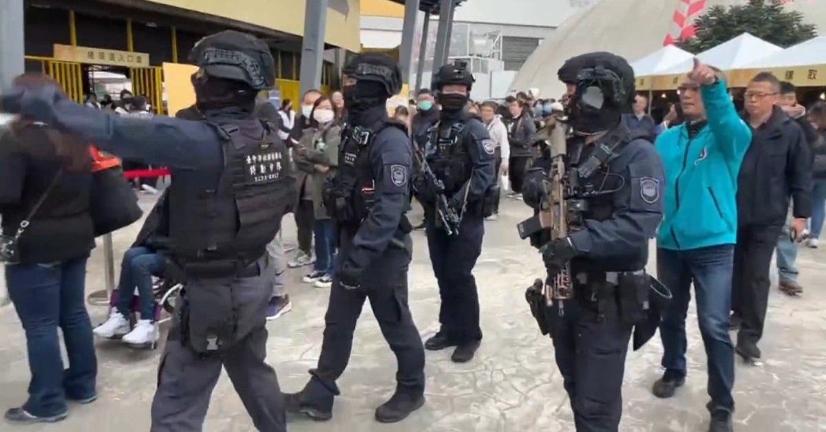 台中警方派出148名維安警力，還有特勤中隊、警犬隊、便衣刑警。（圖／東森新聞）