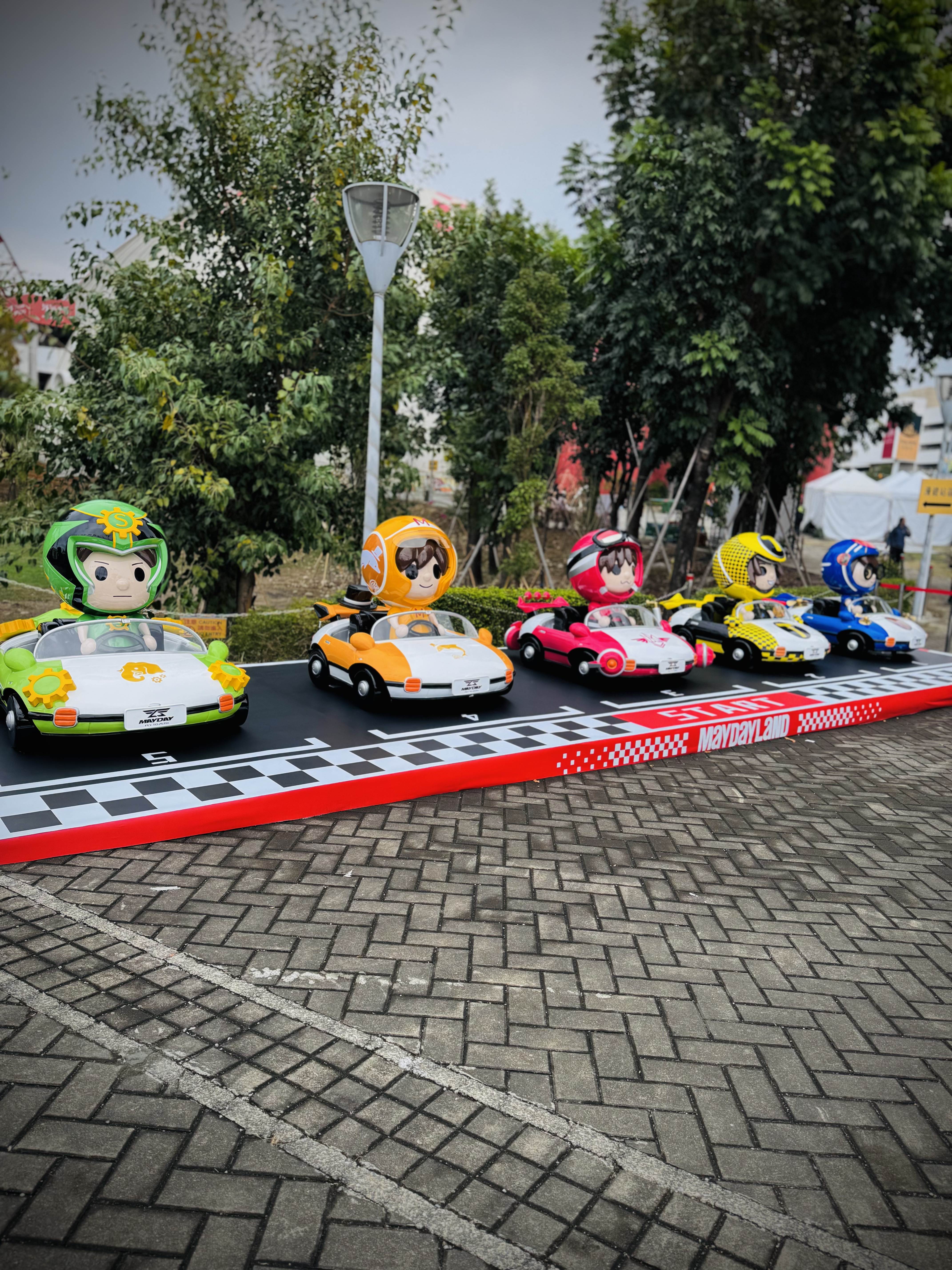 MAYDAYLAND台中終結孤單迴力軋車。（圖／相信音樂提供）