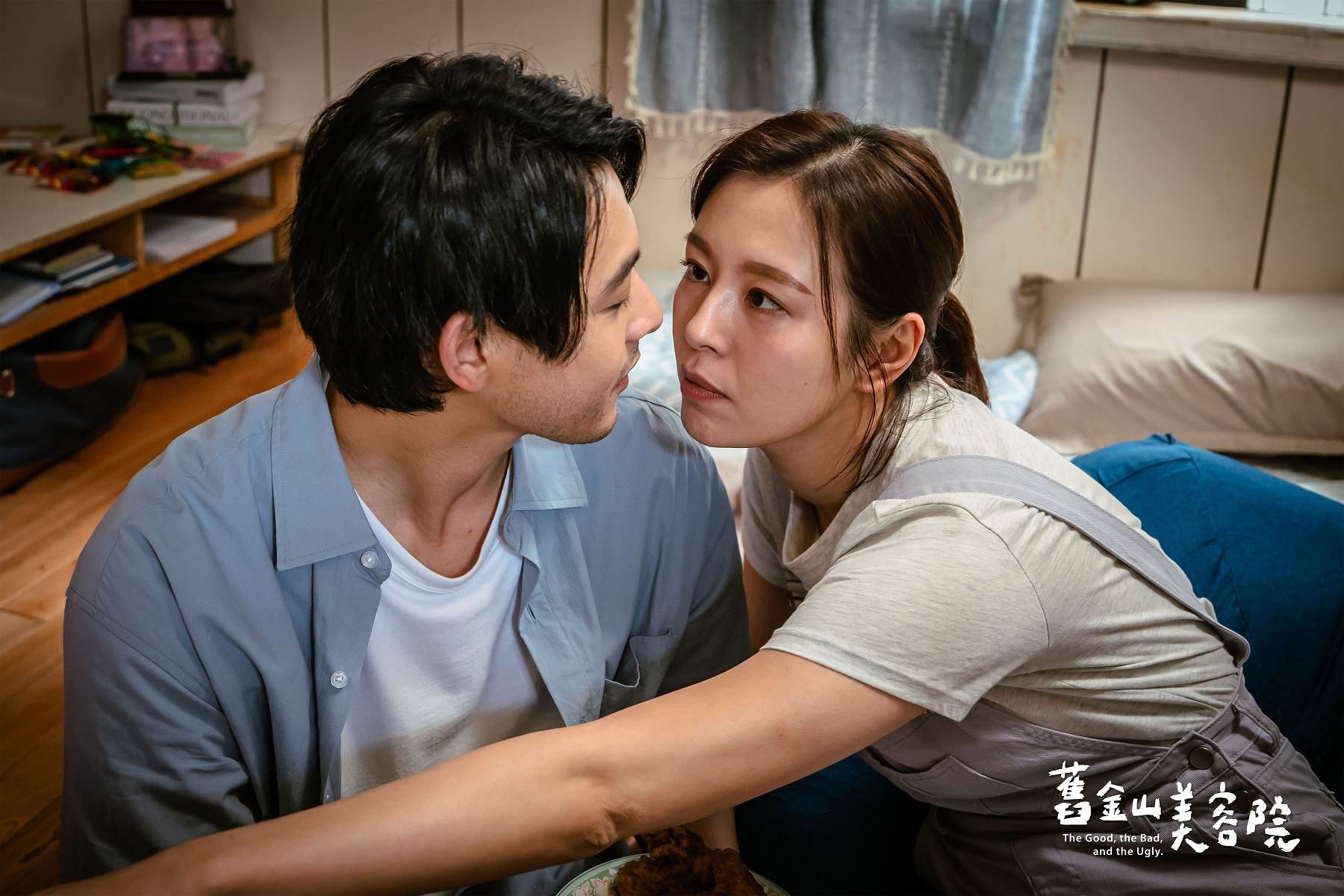 連晨翔(左)與劉品言從青梅竹馬升級成戀人關係。（圖／TVBS提供）