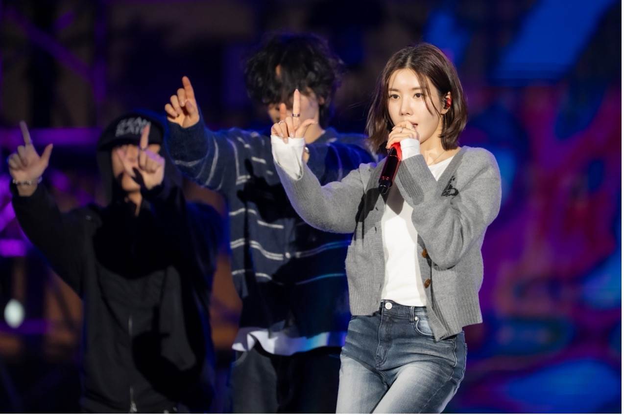 權恩妃30日現身高雄夢時代為跨年演出彩排。（圖／高雄市政府提供）