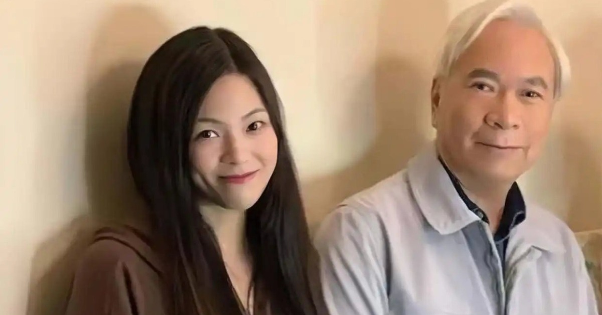 75歲港星李龍基和38歲小女友王青霞的「爺孫戀」破局。（圖／翻攝自微博娛樂小飯）