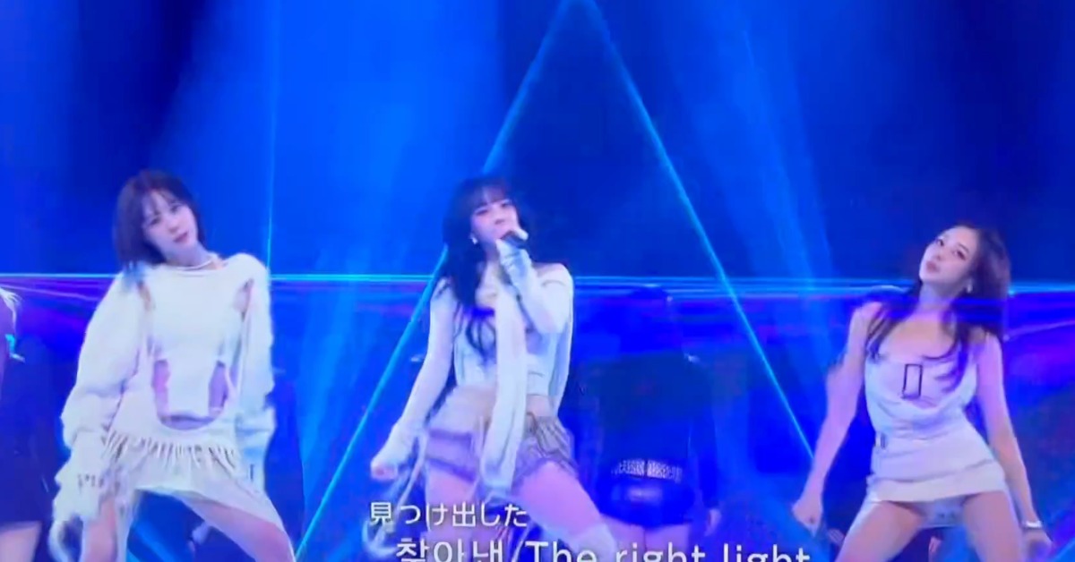 南韓女團aespa今（31日）首度登上《NHK紅白歌合戰》。（圖／翻攝自日本紅白）