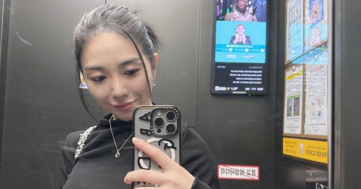 南韓女團 AOA 前成員權珉娥（권민아），在2026年元旦在社群平台坦承，自己曾做出極端行為。（圖／翻攝自IG@new.kma）