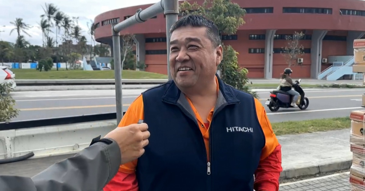 現任房客「小胖」受訪時連忙澄清，笑說這件事跟他完全沒關係。（圖／東森新聞）　