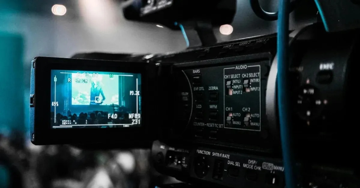 韓國「國民演員」安聖基於今（5）日上午9時左右驚傳離世，享壽74歲。（示意圖／翻攝自Pexels）