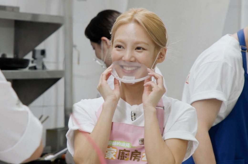 孝淵對「鹹菜燉豬骨」回味無窮。（圖／中天綜合台提供）