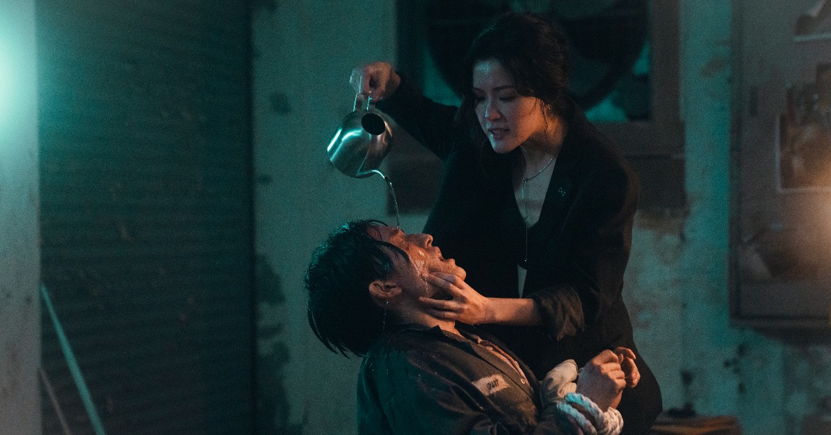 新歌〈你要是真的愛我才不會這樣〉MV劇情講述對於承諾關係、婚姻的恐懼，由團員士捷與曾入圍金鐘獎新進演員的聿安聯合演出。（圖／何樂音樂）