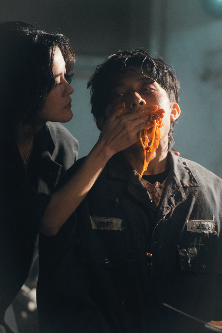 這次MV由鼓手士捷擔綱男主角演出。（圖／何樂音樂）