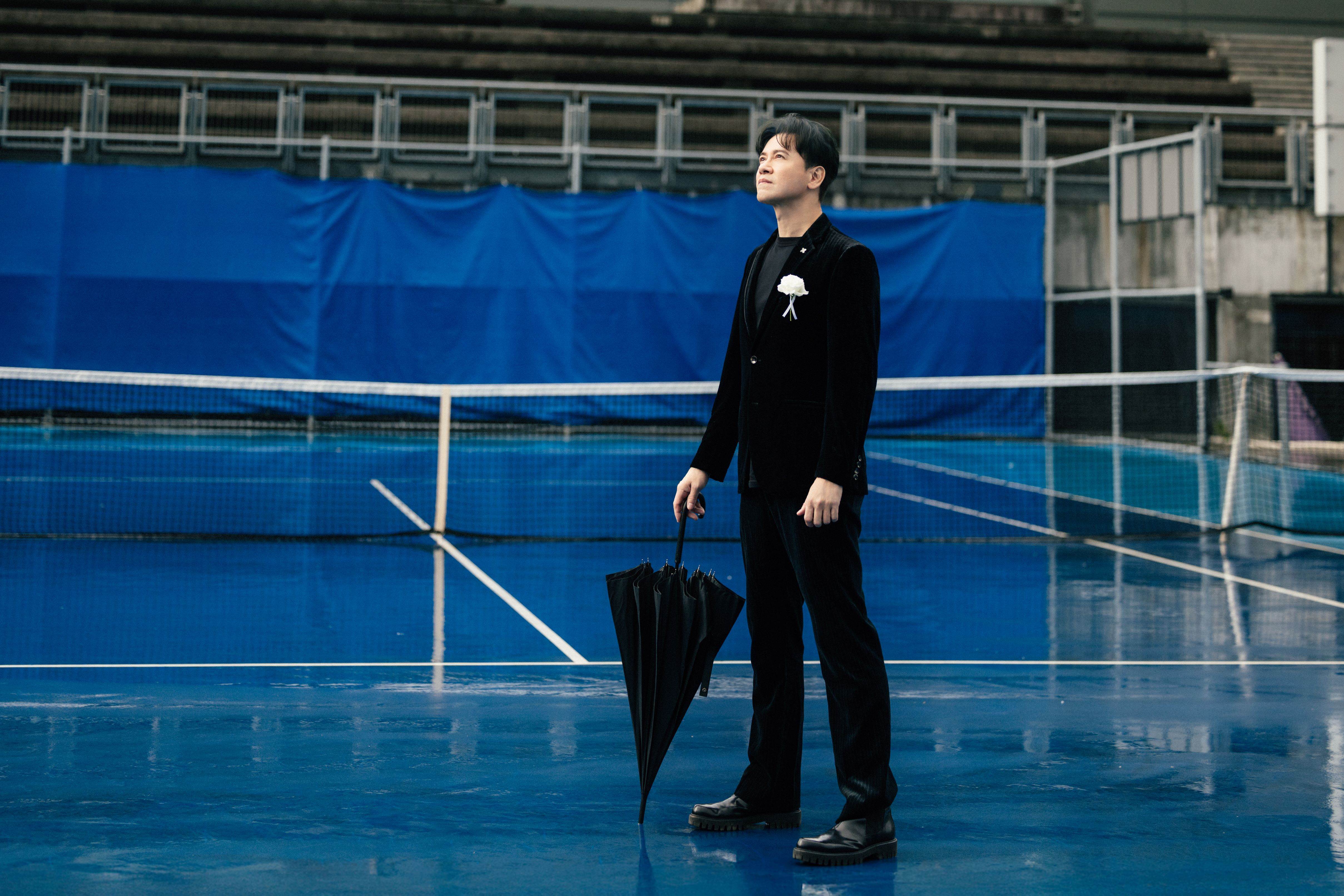 李聖傑身為網球選手，昔日比賽竟在關鍵時刻輸球。（圖／華納音樂提供）