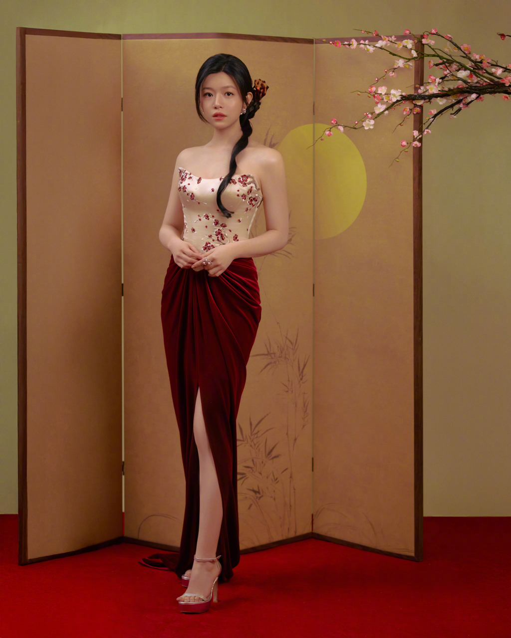 陳妍希曬出一系列賀新年美照。（圖／翻攝自陳妍希微博）