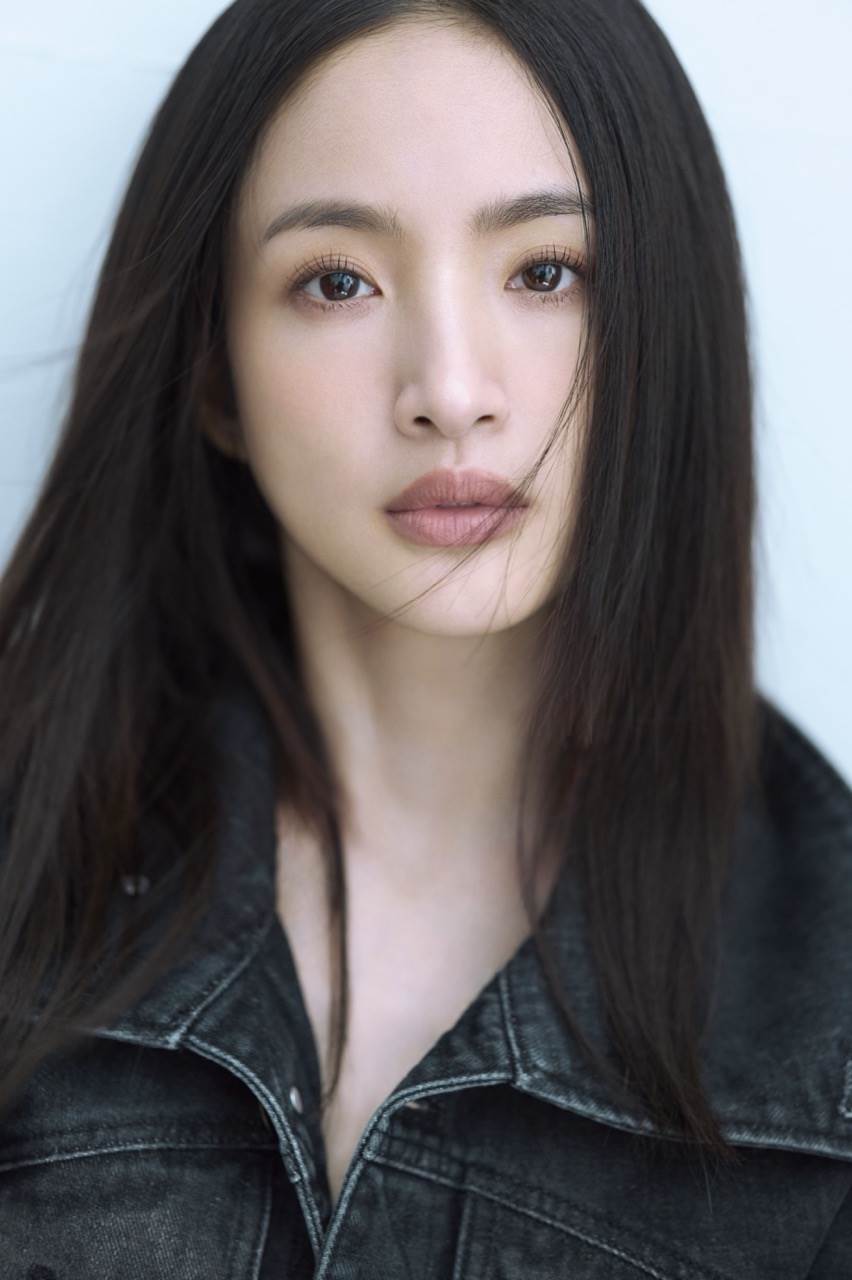 林依晨入圍電影《深度安靜》金馬獎最佳女主角。（圖／周子娛樂提供）