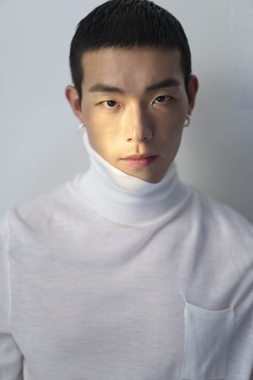 牧森憑電影《進行曲》入圍2025年金馬獎，演藝事業快速起步。（圖／周子娛樂提供）