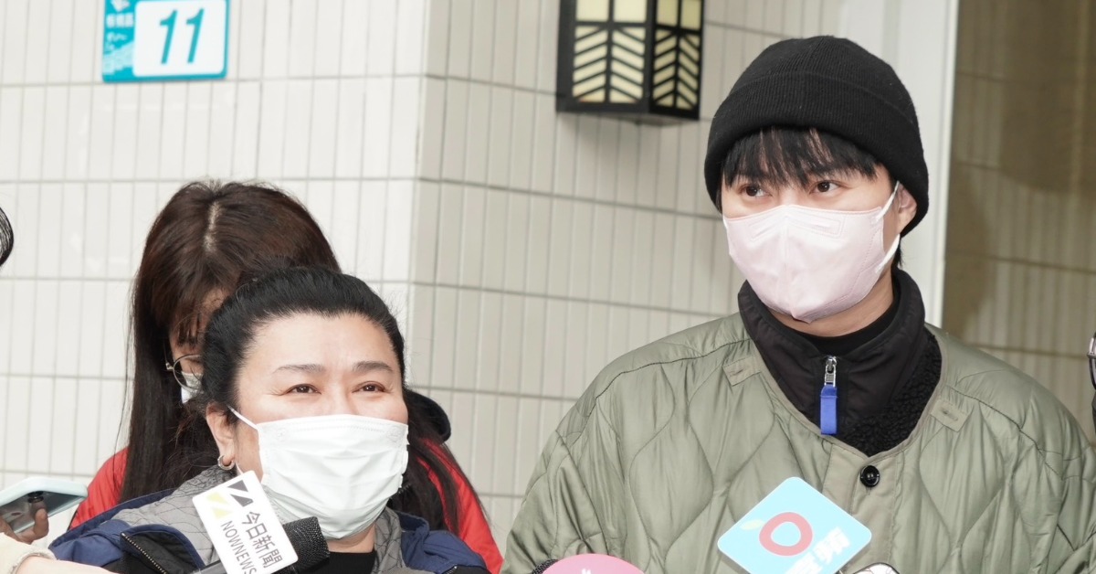 林美秀、許富凱現身曹西平靈堂弔唁。（圖／東森娛樂）