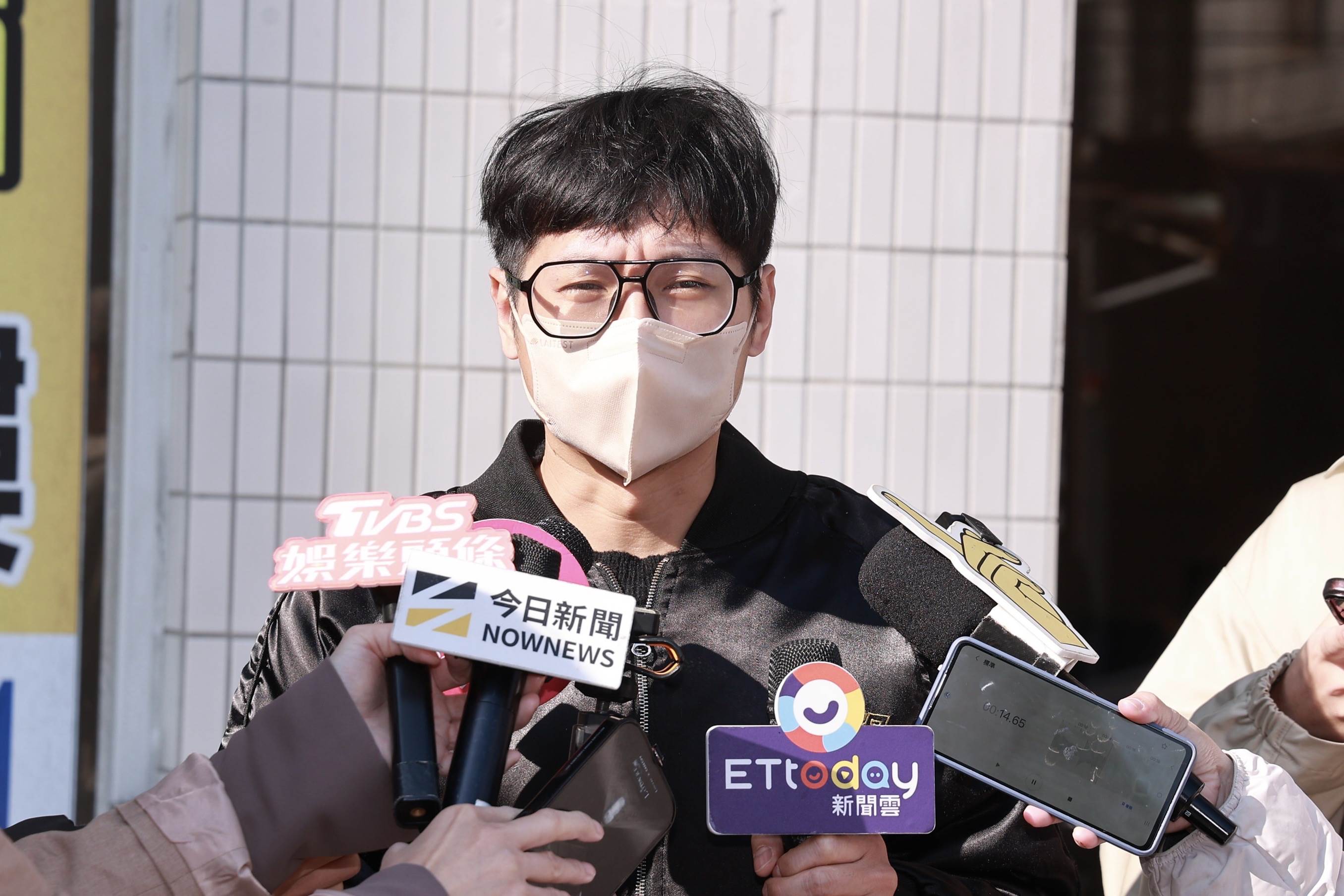 逸祥悲痛回憶與曹西平的過往。（圖／東森娛樂）