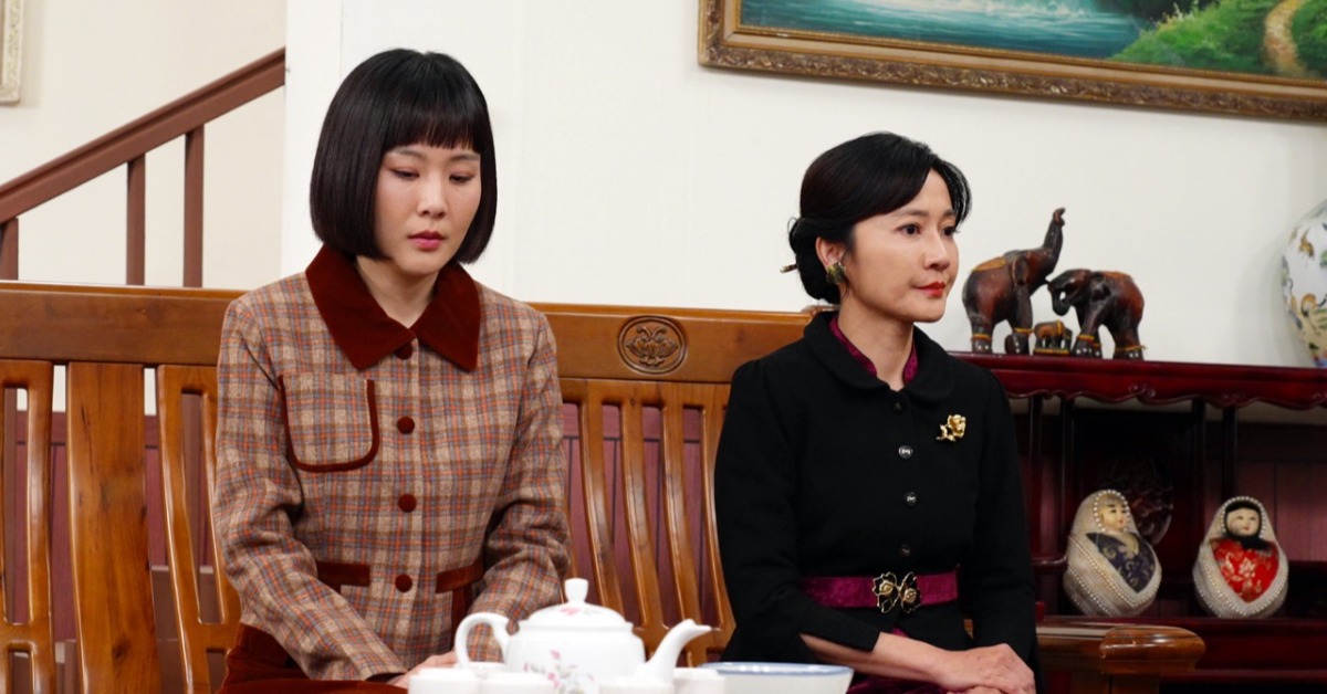 何宜珊(左)劇中和陳婉婷(右)飾演的婆婆一開始相處並不融洽。（圖／台視提供）