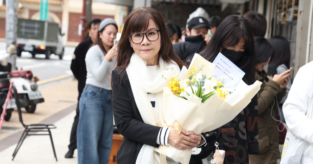 龍千玉現身靈堂哀悼曹西平。（圖／東森娛樂）