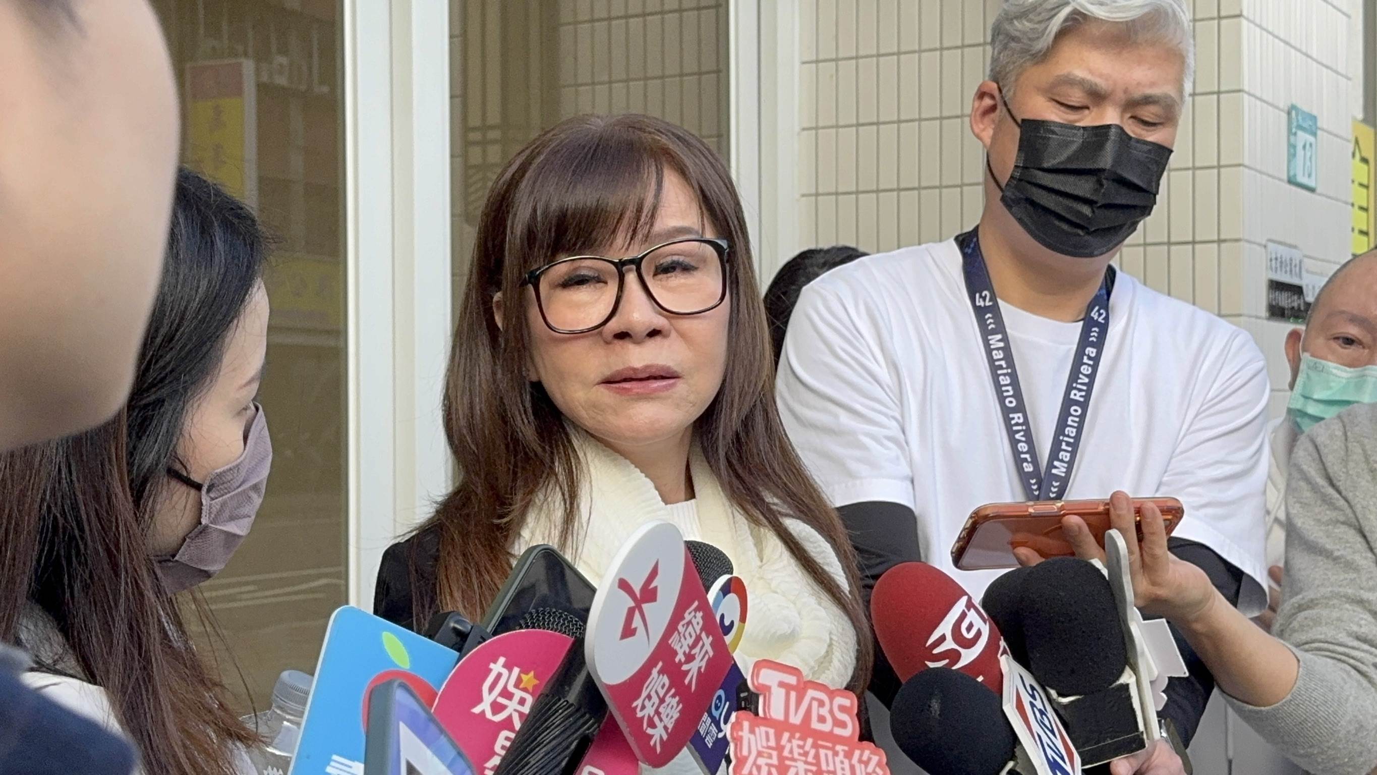 龍千玉不捨落淚。（圖／記者黃雅琪攝影）