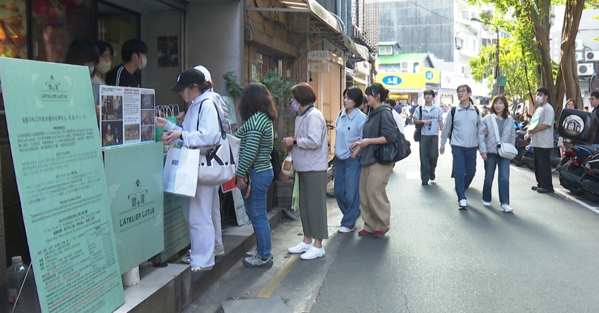台北永康街知名牛軋餅店，近期再被 SUPER JUNIOR 翻牌於後台享用，話題熱度再度攀升。（圖／東森新聞）