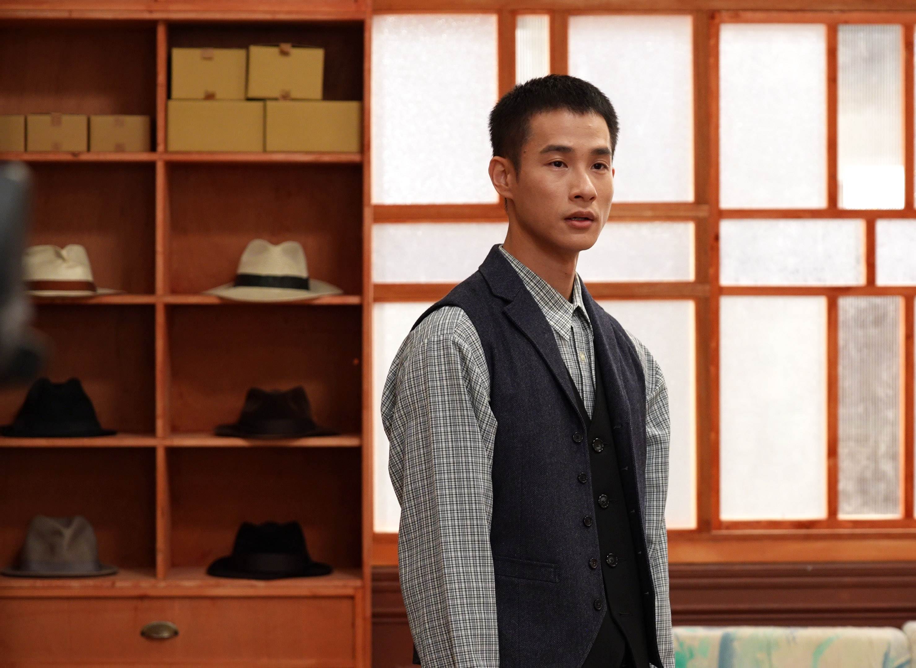 盧彥澤在劇中的情路坎坷，被虧只能看別人談戀愛。（圖／台視提供）