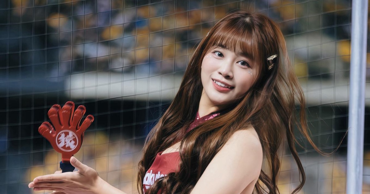 陳伊確定離開樂天女孩。（圖／翻攝自陳伊臉書）