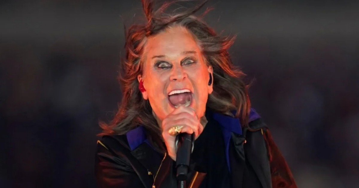 黑色安息日（Black Sabbath）創團主唱奧茲‧奧斯本（Ozzy Osbourne）2025年離世，享壽76歲。（圖／美聯社）