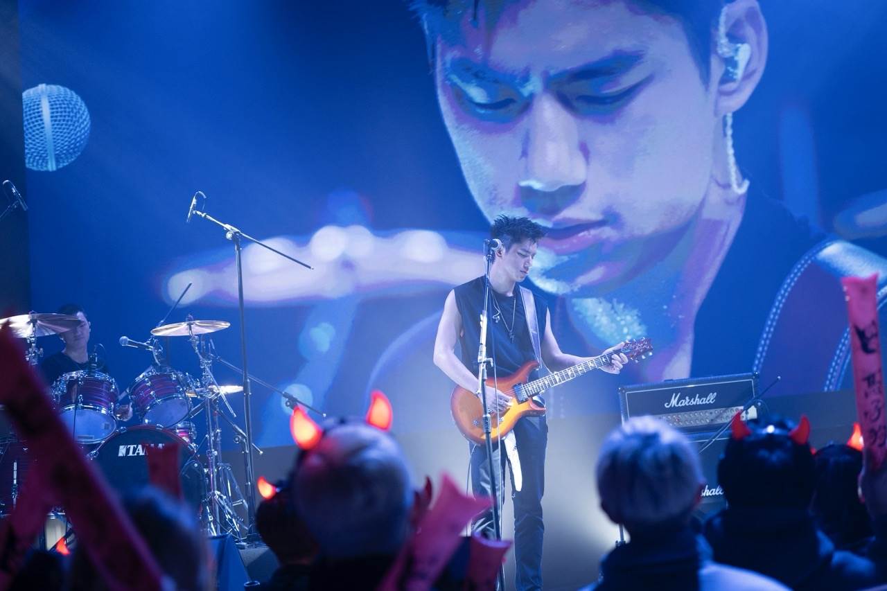 朱軒洋坦言開拍前集訓唱歌、跳舞、吉他等課程很像練習生的生活。（圖／公視提供）