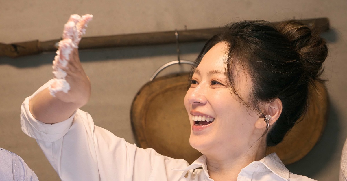 Melody挑戰複製記憶中阿嬤的味道。（圖／好看娛樂提供）