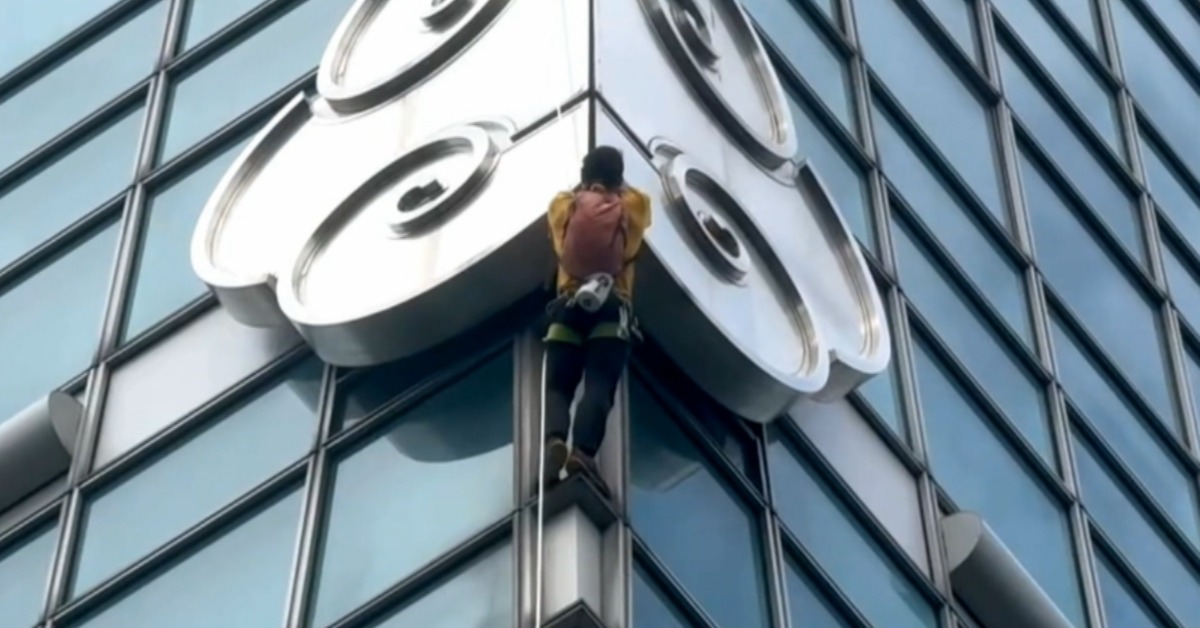 美國極限攀岩家霍諾德（Alex Honnold）。（圖／東森新聞）