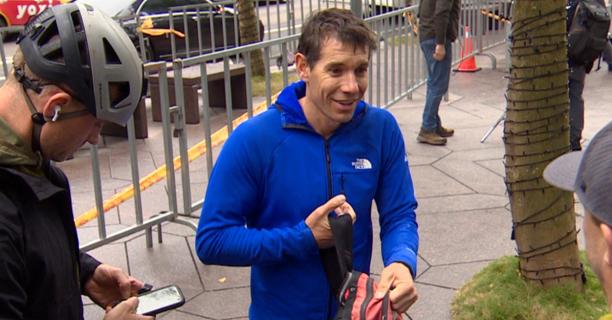 美國傳奇攀岩家霍諾德，原定24日早上9點，要徒手攀爬台北101。（圖／東森新聞）