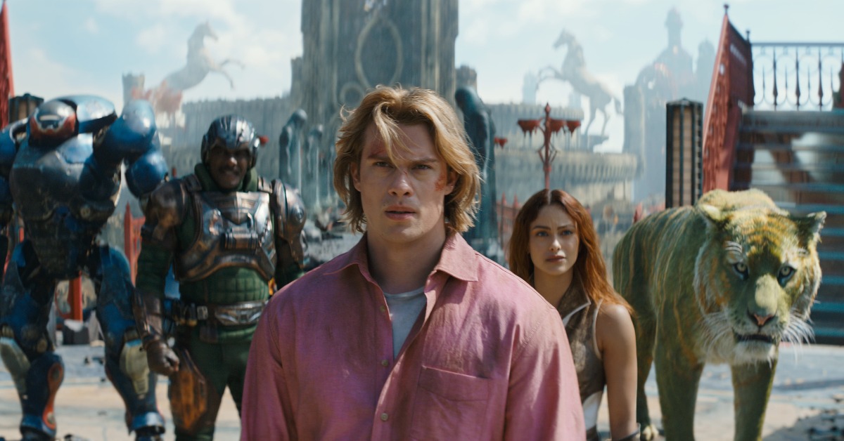 《太空超人》真人版電影預告曝光。（圖／索尼影業）