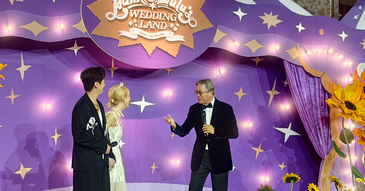 王偉忠稍早在陳漢典、Lulu婚宴上致詞。（圖／讀者提供）