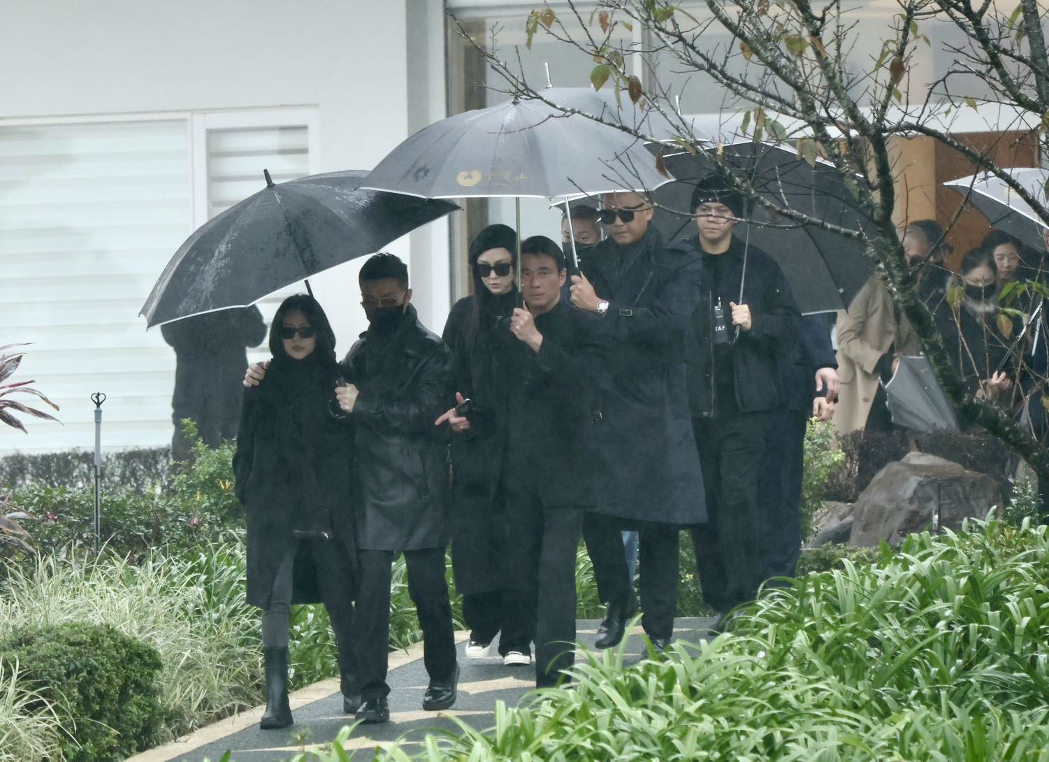 小S與老公許雅鈞低調露面。（圖／東森娛樂）