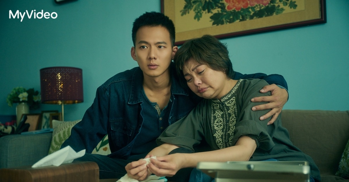《那些你不知道的我》吳念軒（左）飾演警探，對角色個性有共鳴。（圖／台灣大哥大MyVideo提供）