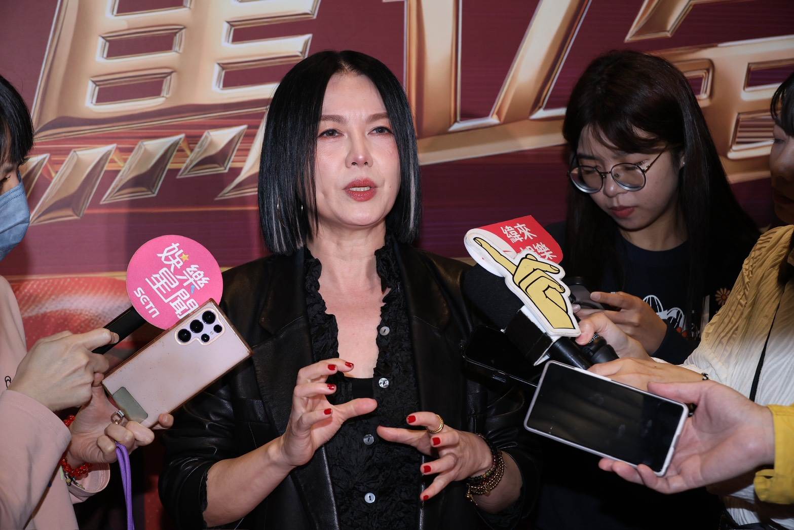 苗可麗坦認個性比較膽小，不拍危險戲。（圖／東森娛樂）