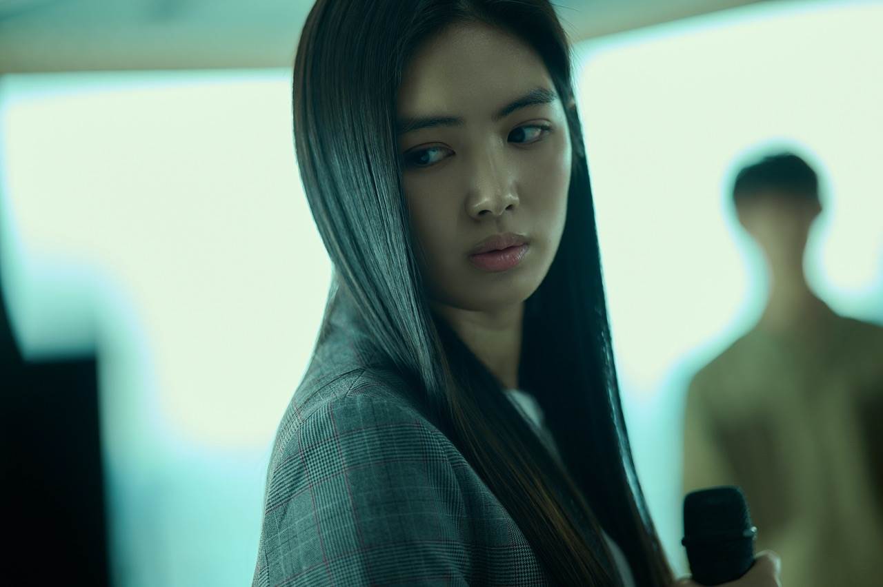 雷嘉汭在劇中酷勁十足忍技一流。（圖／樂波時代提供）