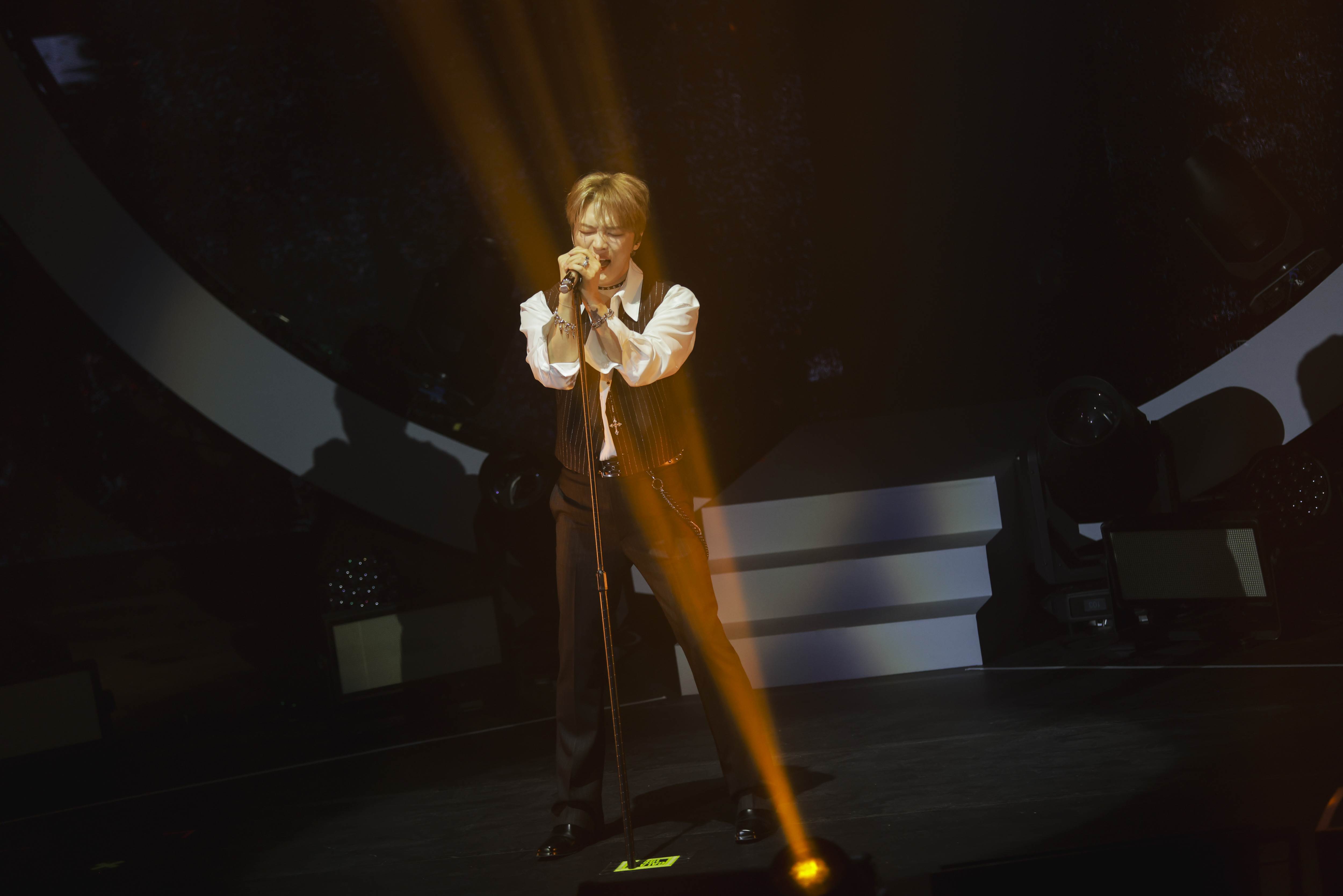 金在中帶著《J-Party Asia Tour Fan Concert “GALAXY 1986”》登上台北國際會議中心（TICC）。（圖／SHOWOFFIC提供）